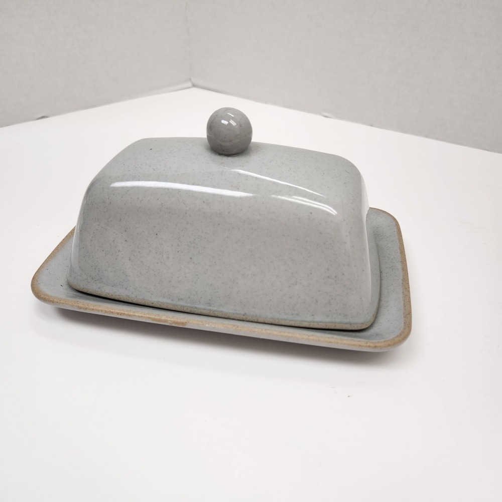 Nature Elements Stoneware Butterdish & Lid Gray Color